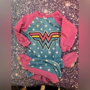 Toddler wonderwoman pjs footies